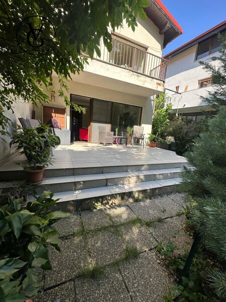 Baneasa vila de vanzare cu vedere la padure, p+1